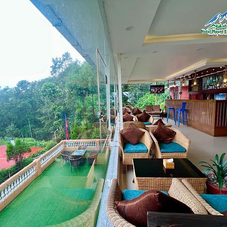 Mount Everest Hotel & Resort Nagarkot Dış mekan fotoğraf