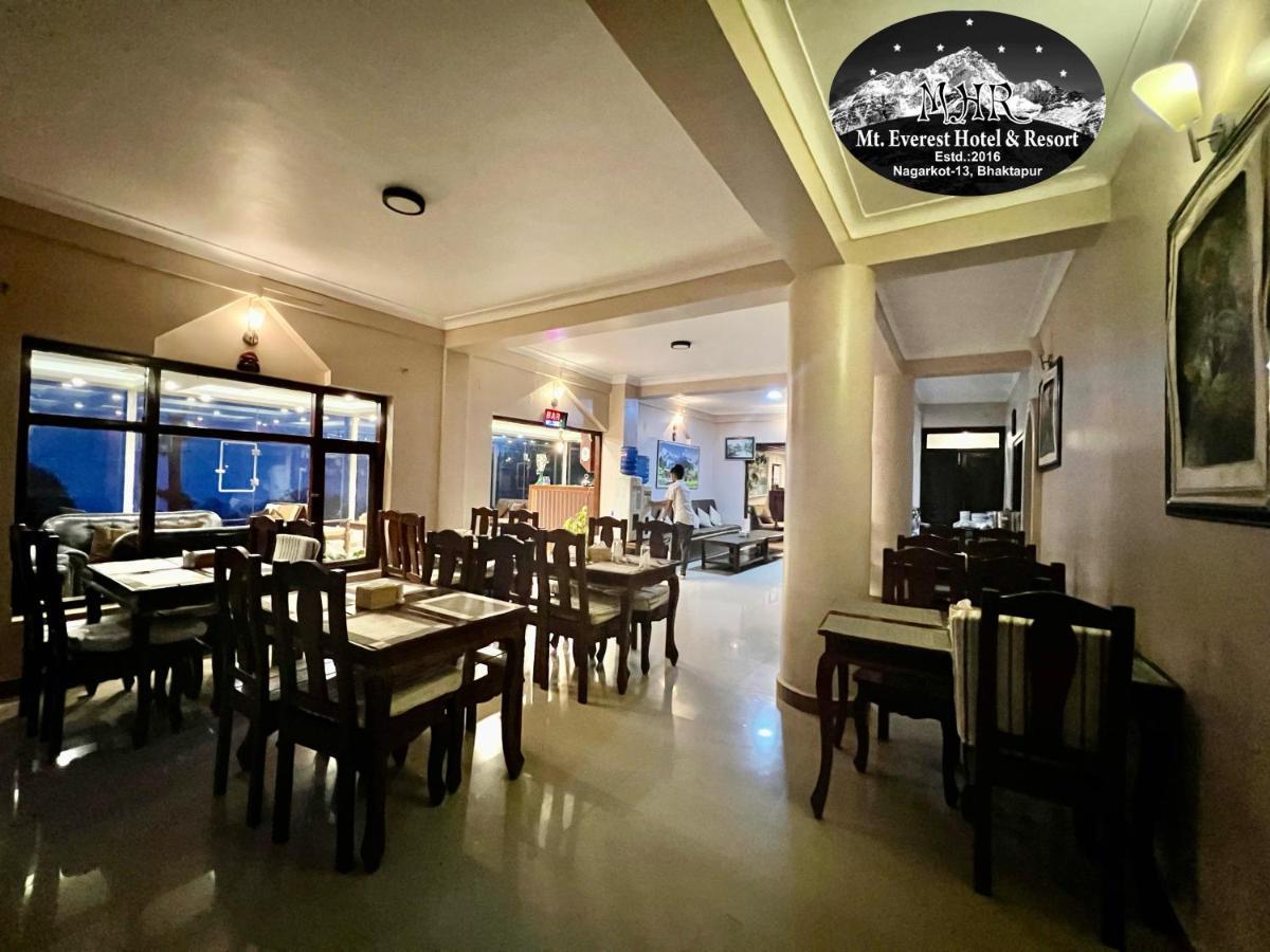 Mount Everest Hotel & Resort Nagarkot Dış mekan fotoğraf