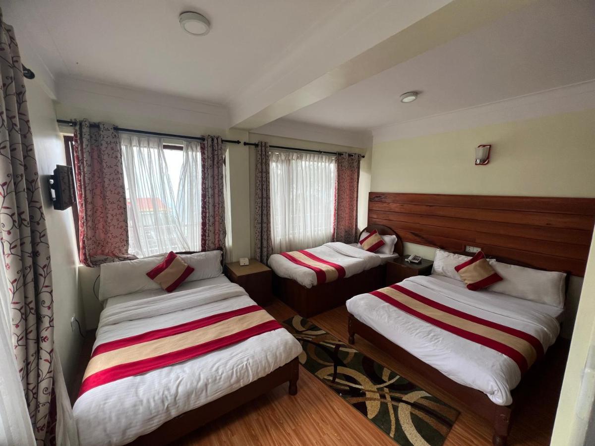 Mount Everest Hotel & Resort Nagarkot Dış mekan fotoğraf